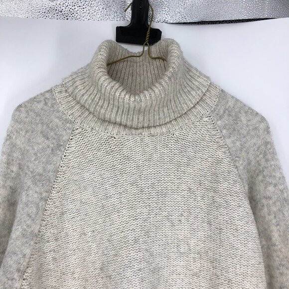 John + Jenn Light Grey Raglan-style Mixed Knit Boxy Turtleneck size M - Picture 4 of 14